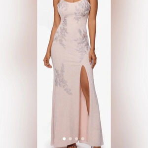 XSCAPE EMBELLISHED & EMBROIDERED GOWN IN BLUSH/ SILVER